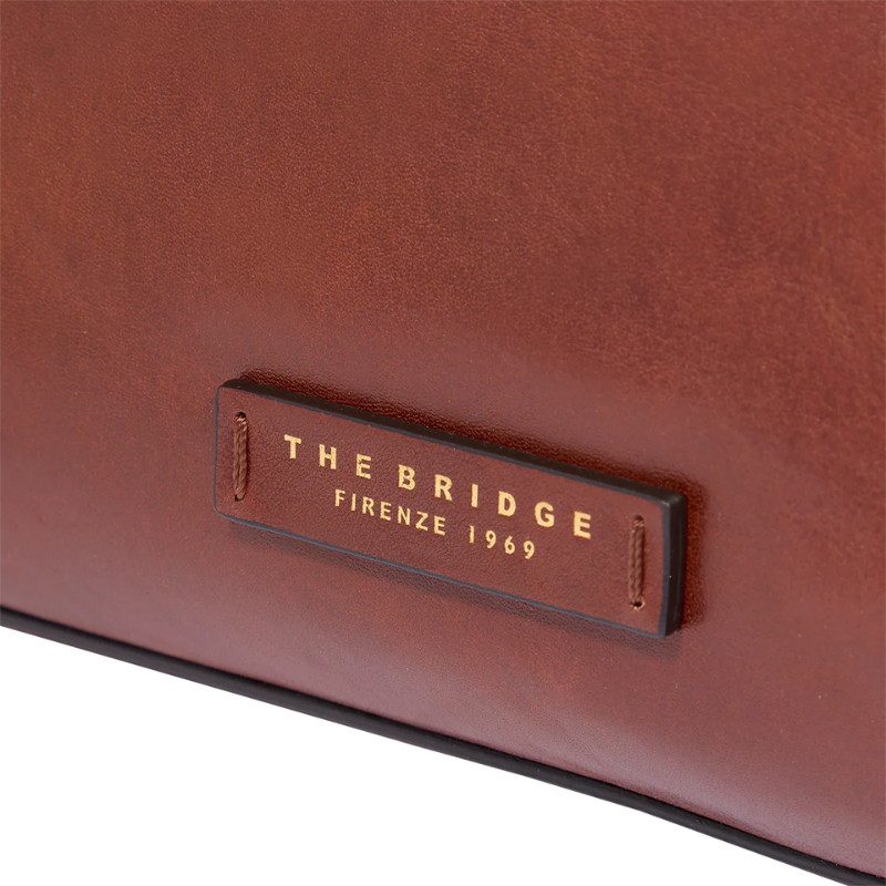 The Bridge - Borsa Shopping Isotta